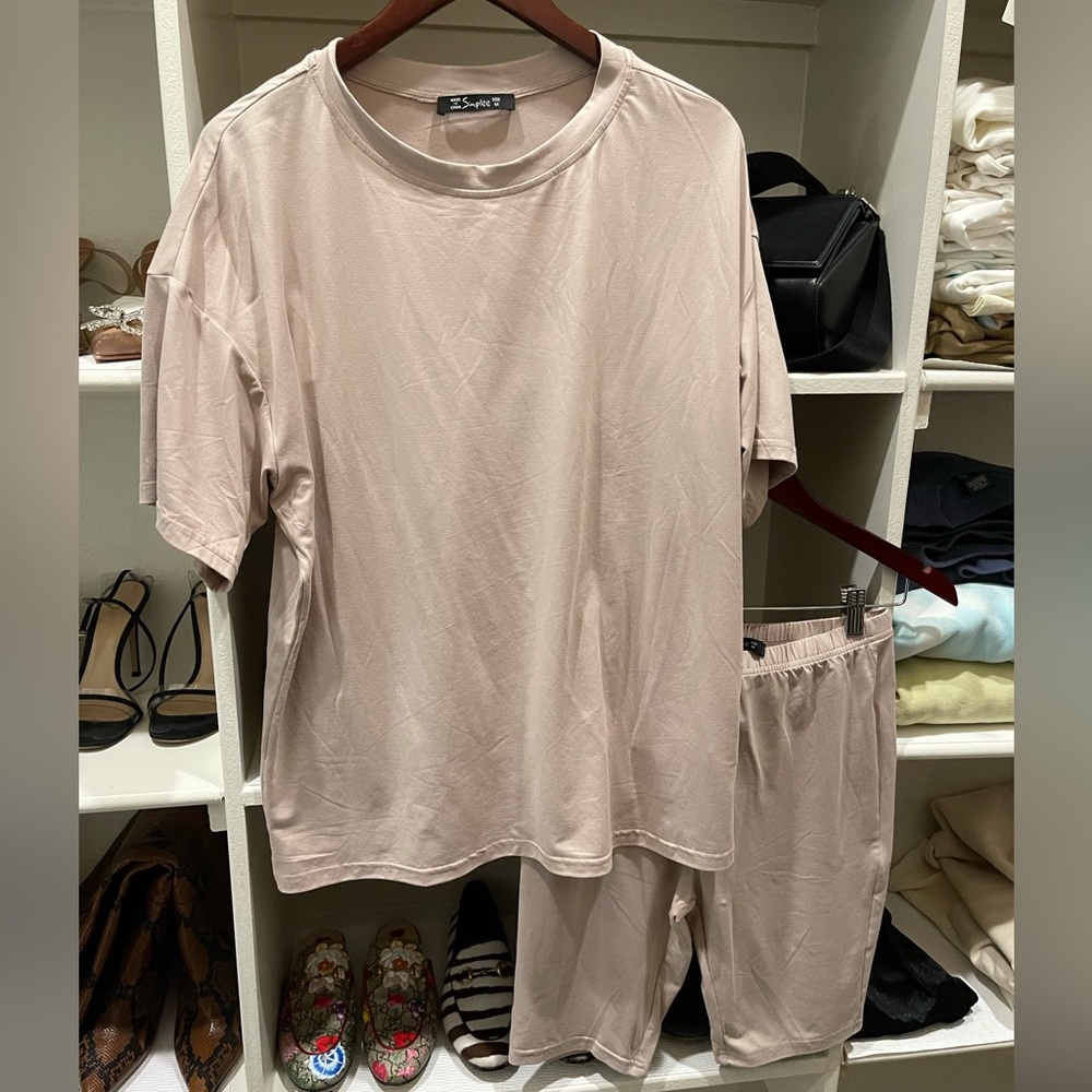 Two piece biker shorts oversized top set